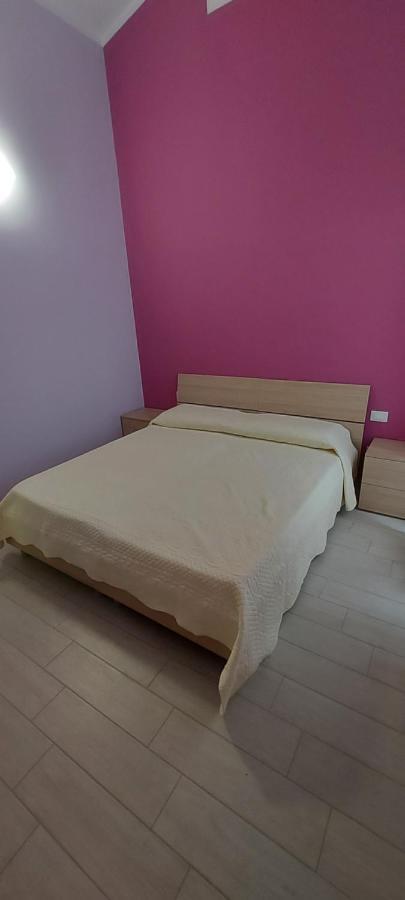 Case Vacanze Le Rose Campofelice Di Roccella Bagian luar foto
