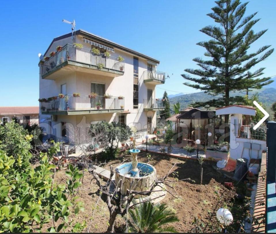 Case Vacanze Le Rose Campofelice Di Roccella Bagian luar foto